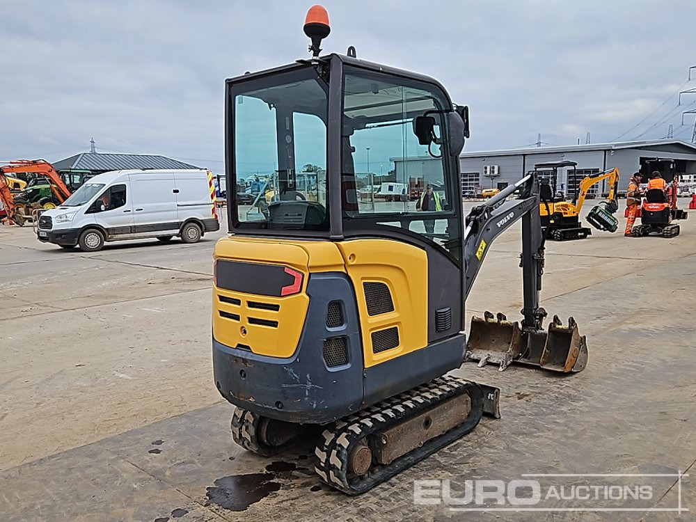 2017 Volvo EC15D - Mini bager: slika 5 2017 Volvo EC15D - Mini bager: slika 5