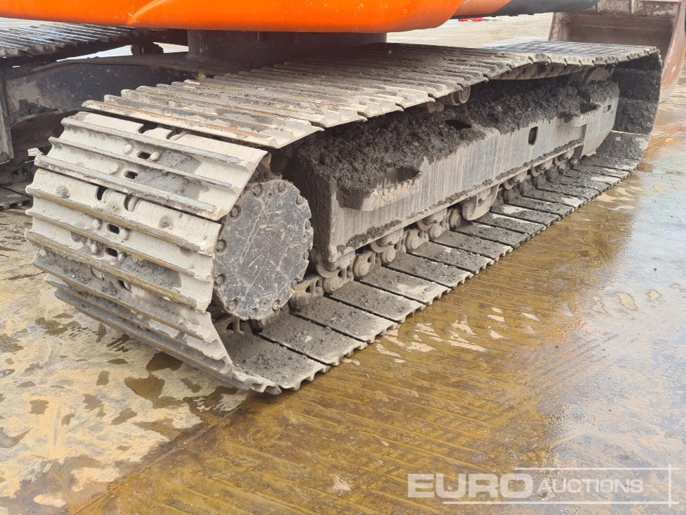 Bager guseničar 2018 Hitachi ZX135US-6: slika 13