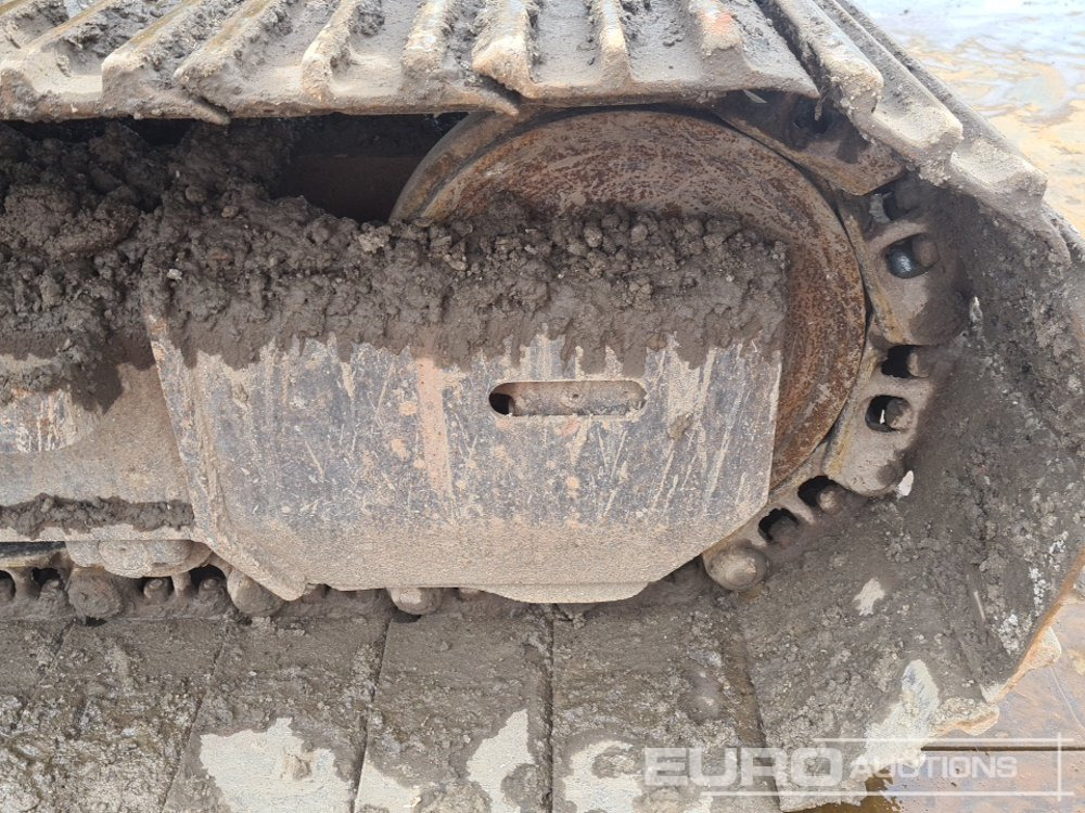 Bager guseničar 2018 Hitachi ZX135US-6: slika 15