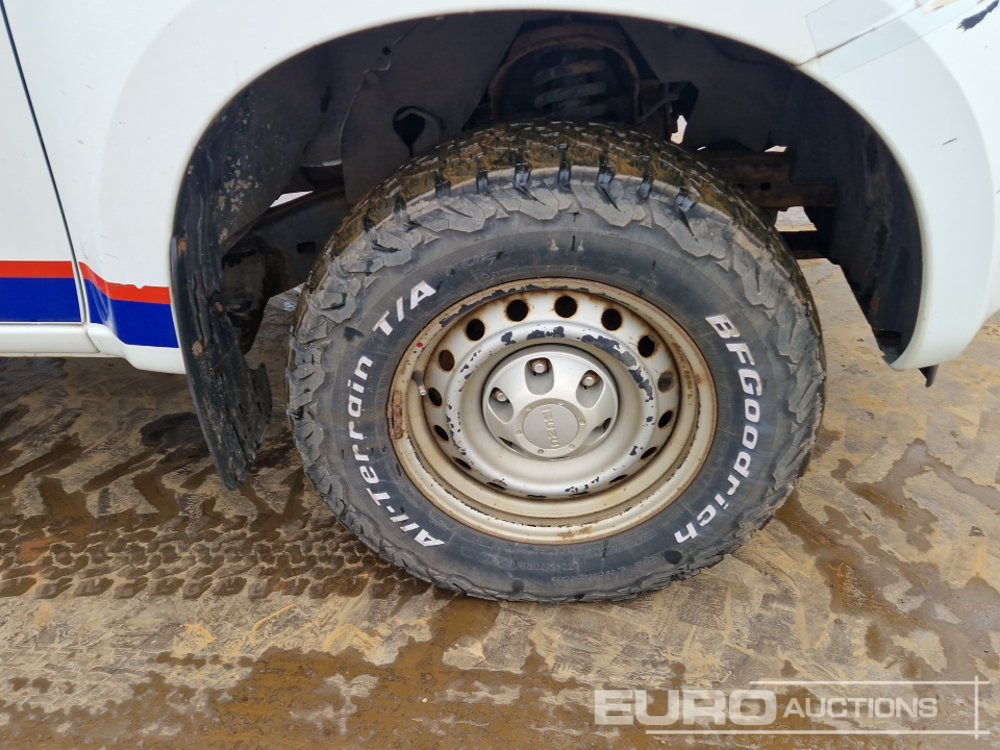 Pikap 2018 Isuzu D-Max: slika 12