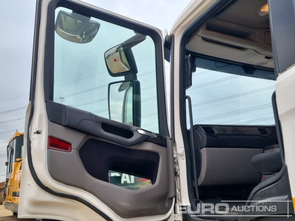 Istovarivač 2019 Scania P410XT: slika 28