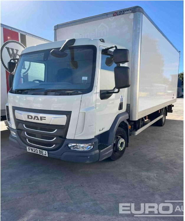 2020 DAF LF180 - Kamion sa zatvorenim sandukom: slika 1 2020 DAF LF180 - Kamion sa zatvorenim sandukom: slika 1