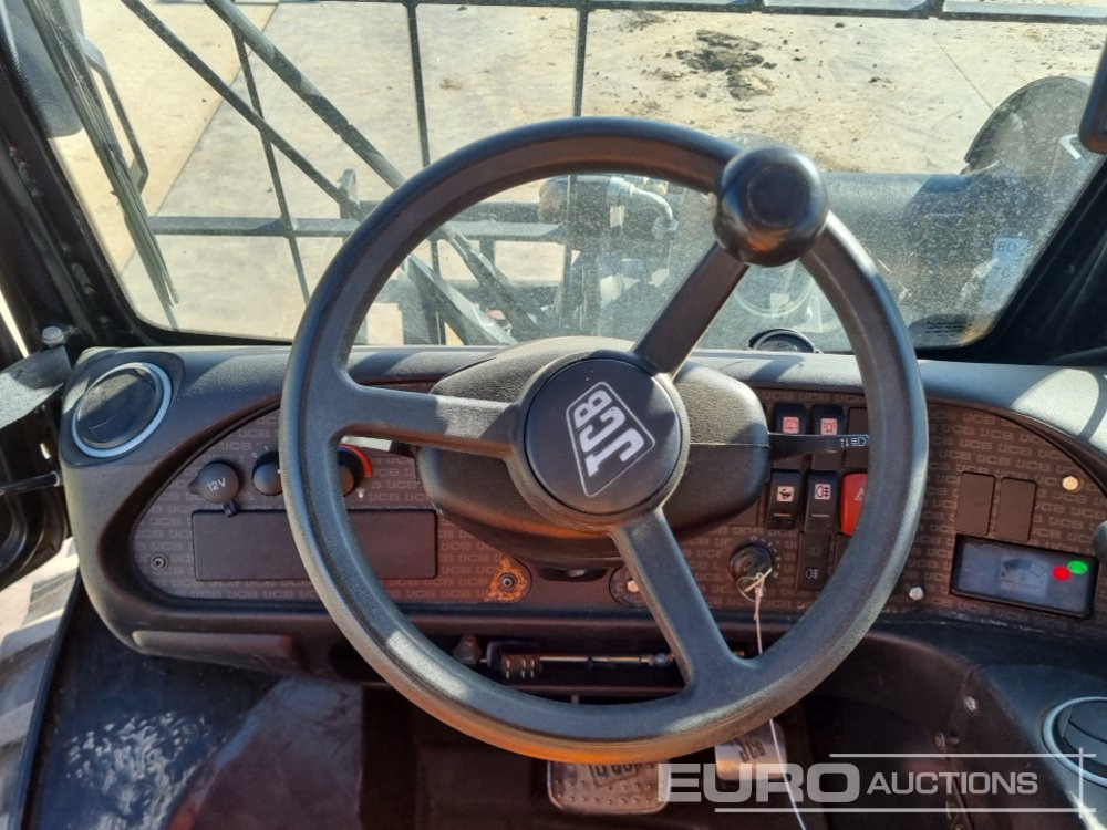 Teleskopski upravljač 2020 JCB 520-40: slika 32