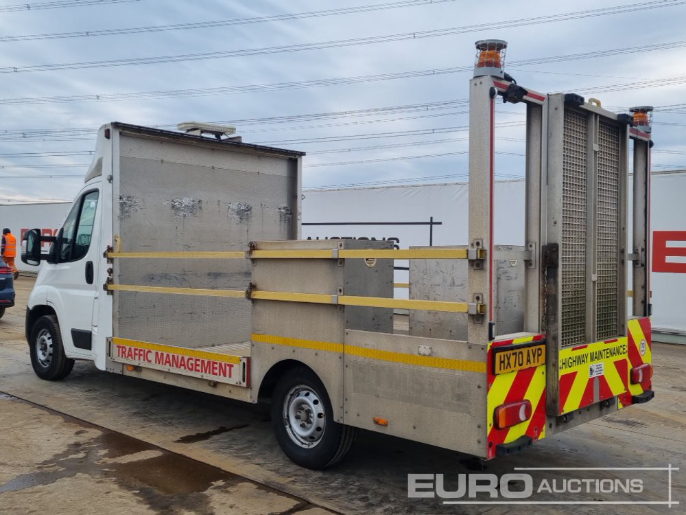2020 Peugeot Boxer 335 - Dostavno vozilo s ravnom platformom: slika 3 2020 Peugeot Boxer 335 - Dostavno vozilo s ravnom platformom: slika 3