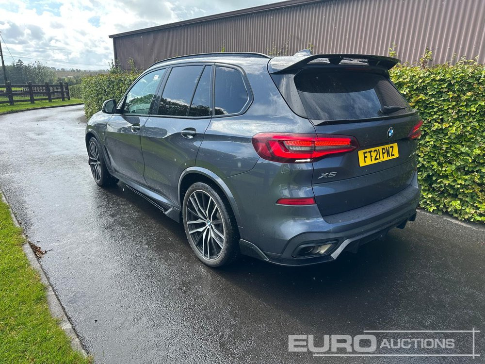 2021 BMW X5 45E M-Sport - SUV: slika 2 2021 BMW X5 45E M-Sport - SUV: slika 2