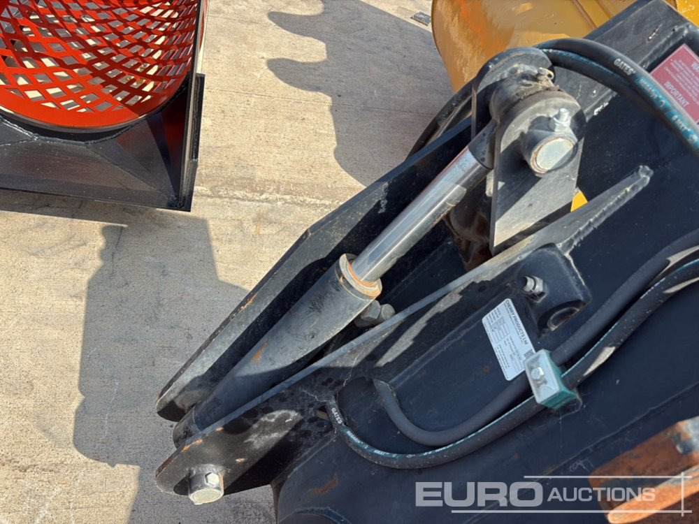 2021 Cherry 80" Hydraulic 4 in 1 Loading Bucket to suit JCB Telehandler - Kašika: slika 5 2021 Cherry 80" Hydraulic 4 in 1 Loading Bucket to suit JCB Telehandler - Kašika: slika 5