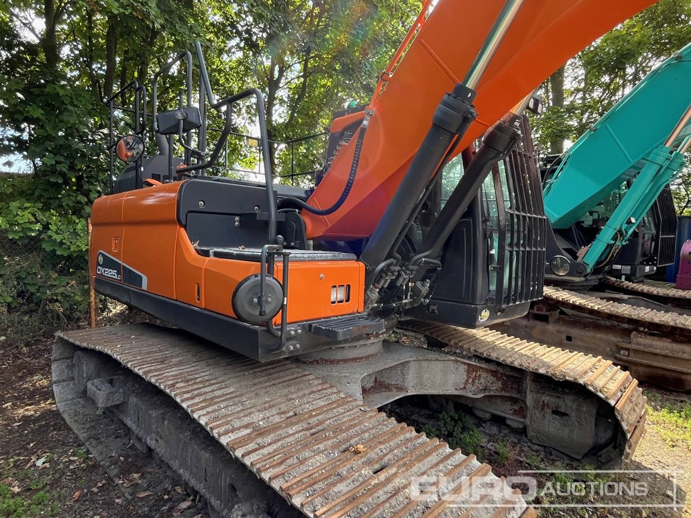 2021 Doosan DX225LC-5 - Bager guseničar: slika 4 2021 Doosan DX225LC-5 - Bager guseničar: slika 4