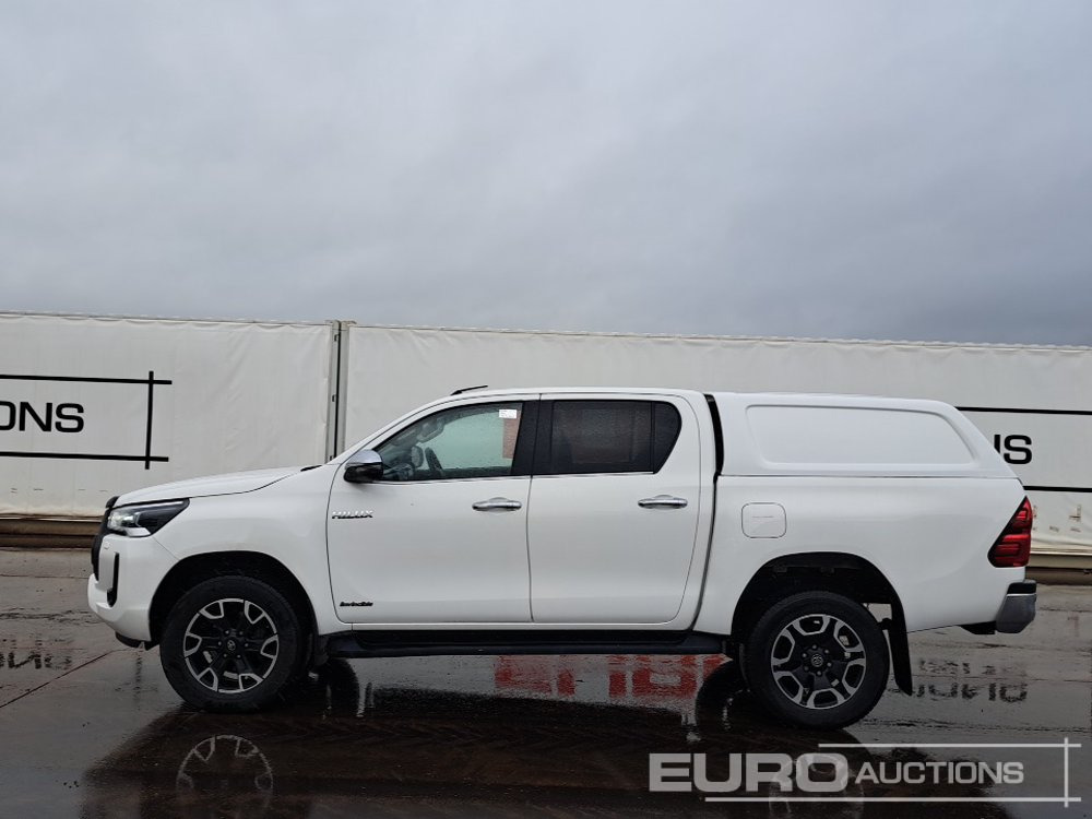 2021 Toyota Hilux - Pikap: slika 2 2021 Toyota Hilux - Pikap: slika 2