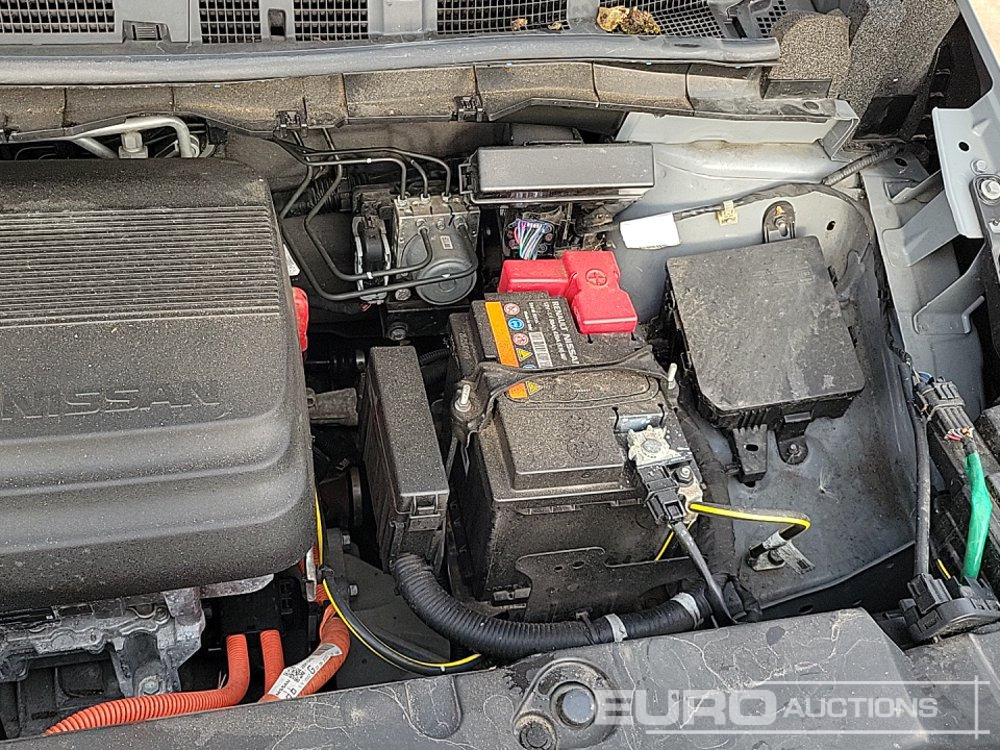 Automobil 2022 Nissan Leaf: slika 14