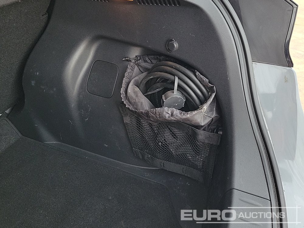 Automobil 2022 Nissan Leaf: slika 22