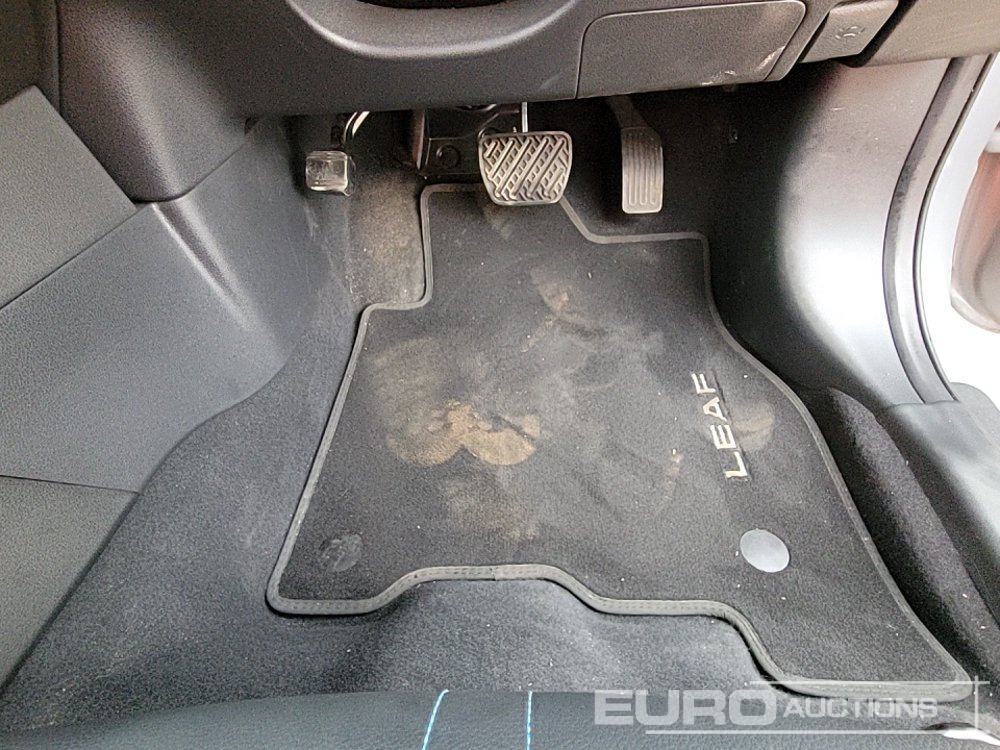 Automobil 2022 Nissan Leaf: slika 48