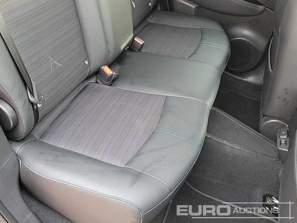 Automobil 2022 Nissan Leaf: slika 28