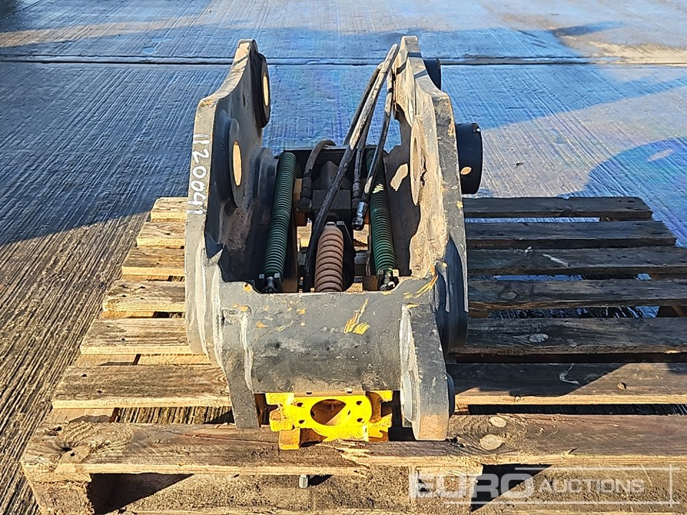 2023 JCB Hydraulic Double Lock QH 65mm Pin to suit 13 Ton Excavator - Brza spojnica: slika 4 2023 JCB Hydraulic Double Lock QH 65mm Pin to suit 13 Ton Excavator - Brza spojnica: slika 4