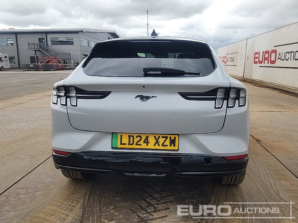 2024 Ford Mustang - Automobil: slika 4 2024 Ford Mustang - Automobil: slika 4
