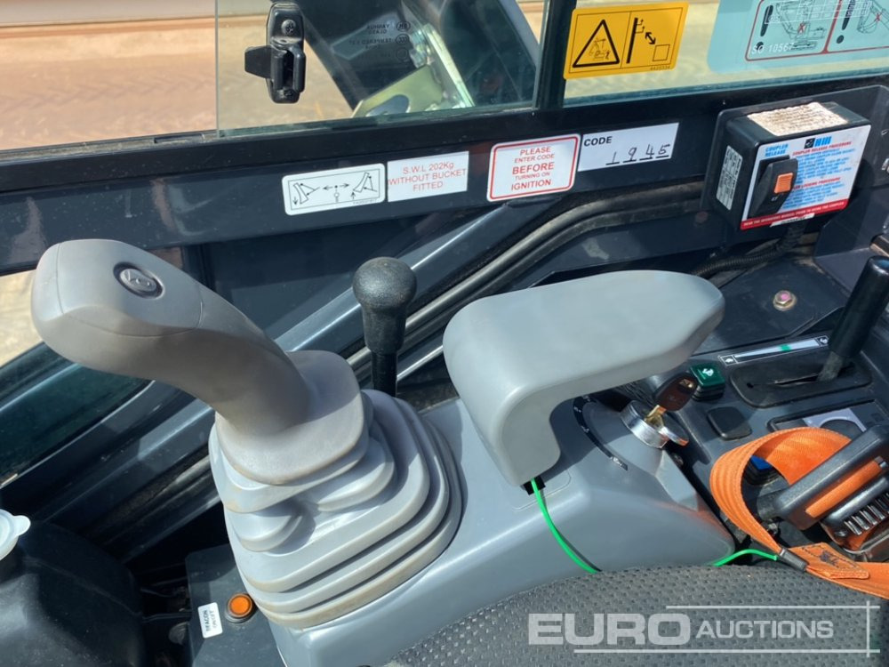 Mini bager 2024 Hitachi ZX26U-6 CLR: slika 26
