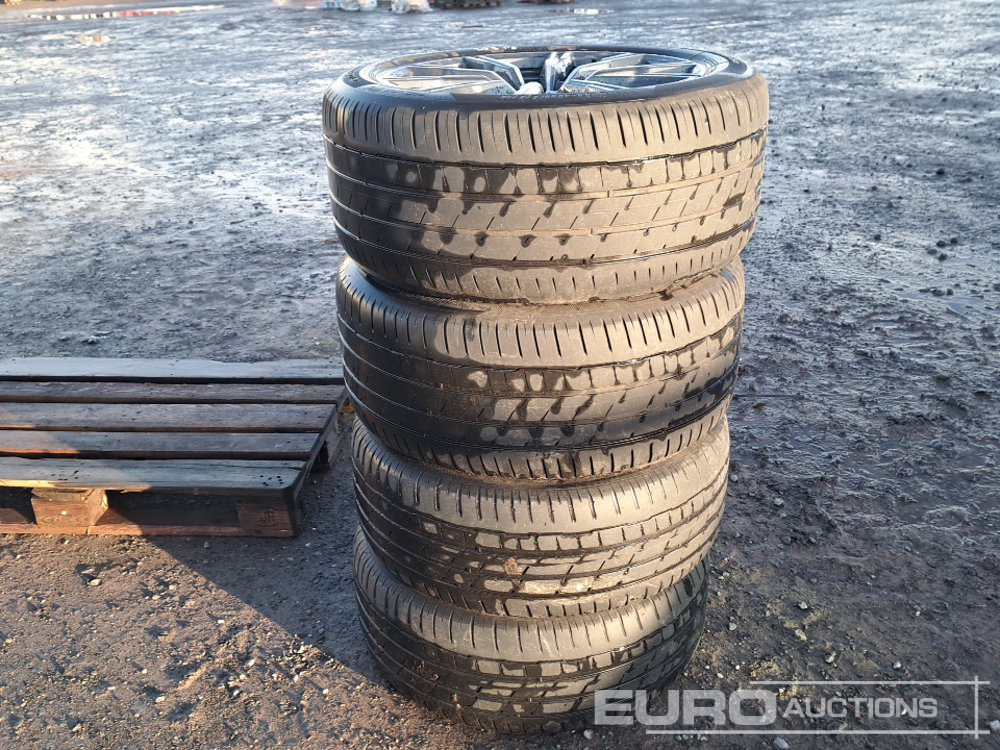 305/40R20 Alloy Wheels to suit BMW (4 of) - Guma: slika 1 305/40R20 Alloy Wheels to suit BMW (4 of) - Guma: slika 1