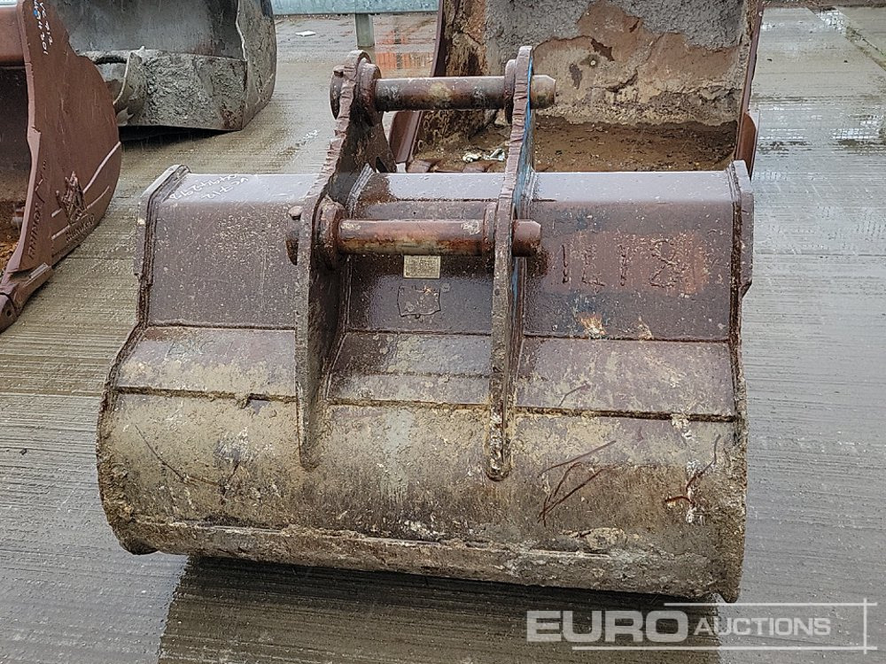 48" Digging Bucket 65mm Pin to suit 13 Ton Excavator - Kašika: slika 4 48" Digging Bucket 65mm Pin to suit 13 Ton Excavator - Kašika: slika 4