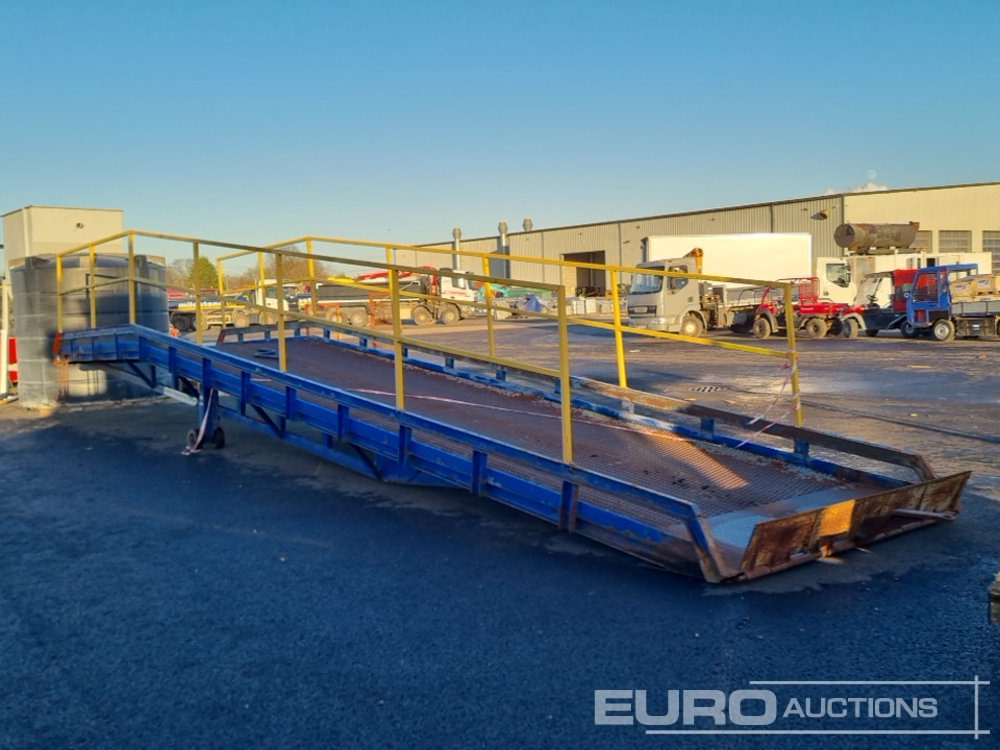 7' Loading Ramp - Utovarna rampa: slika 3 7' Loading Ramp - Utovarna rampa: slika 3