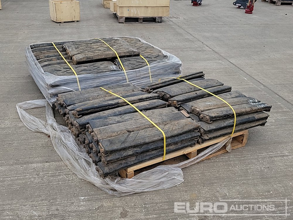 700mm Rubber Block Pads (2 Pallets of) - Šine za Građevinska mašina: slika 5 700mm Rubber Block Pads (2 Pallets of) - Šine za Građevinska mašina: slika 5