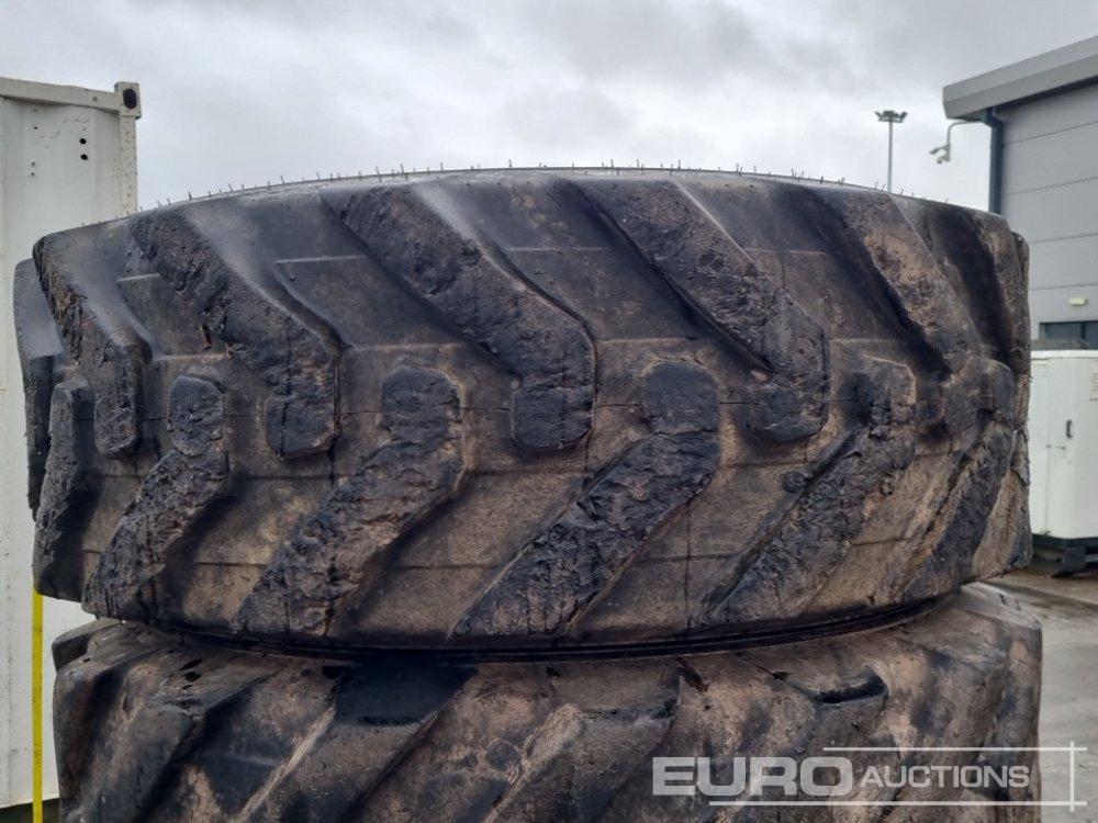 Alliance 400/80-24 Tyre (4 of) - Guma: slika 5 Alliance 400/80-24 Tyre (4 of) - Guma: slika 5