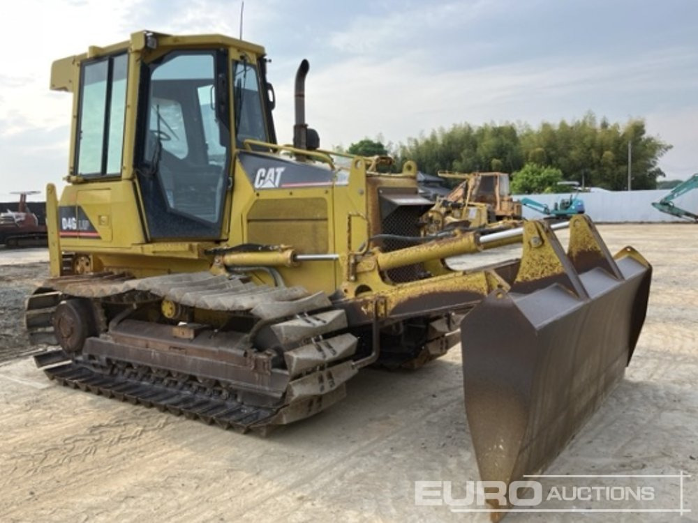 CAT D4G - Buldožer: slika 5 CAT D4G - Buldožer: slika 5