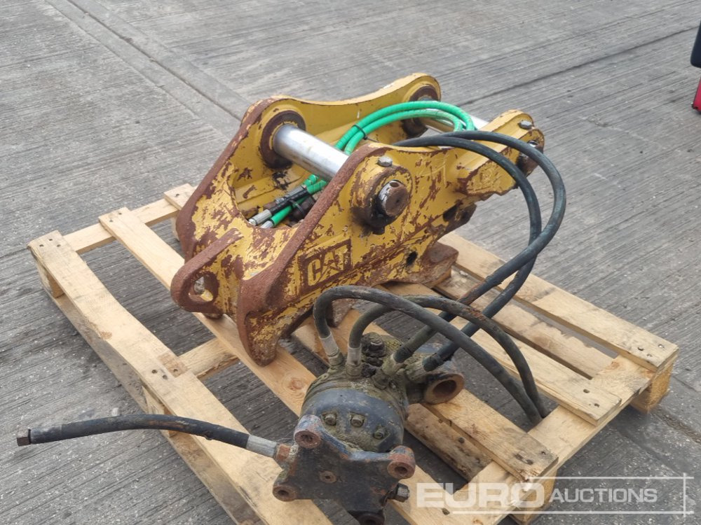 CAT Hydraulic QH 65mm Pin to suit 13 Ton Excavator, Hydraulic Rotating Motor to suit Crane - Brza spojnica: slika 1 CAT Hydraulic QH 65mm Pin to suit 13 Ton Excavator, Hydraulic Rotating Motor to suit Crane - Brza spojnica: slika 1