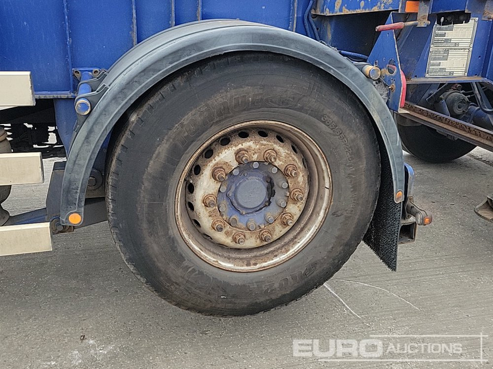 Plato poluprikolica Dennison Trailers 4 Axle 40' Skeleton Trailer, Front Lift Axle, Twist Locks: slika 9