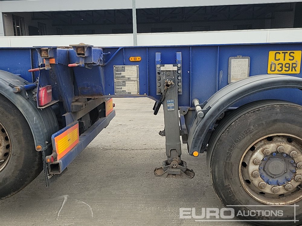 Plato poluprikolica Dennison Trailers 4 Axle 40' Skeleton Trailer, Front Lift Axle, Twist Locks: slika 37