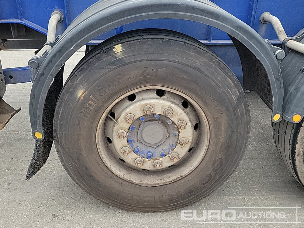 Plato poluprikolica Dennison Trailers 4 Axle 40' Skeleton Trailer, Front Lift Axle, Twist Locks: slika 13