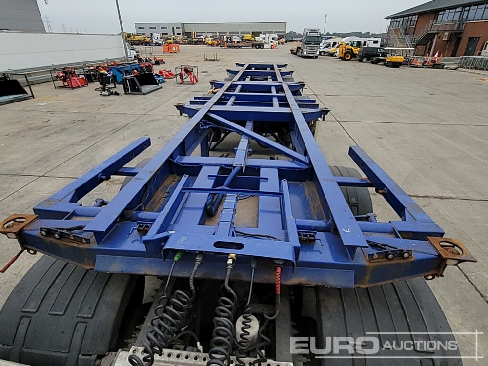 Plato poluprikolica Dennison Trailers 4 Axle 40' Skeleton Trailer, Front Lift Axle, Twist Locks: slika 8