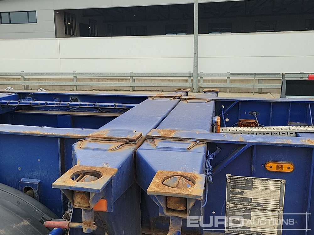 Plato poluprikolica Dennison Trailers 4 Axle 40' Skeleton Trailer, Front Lift Axle, Twist Locks: slika 38