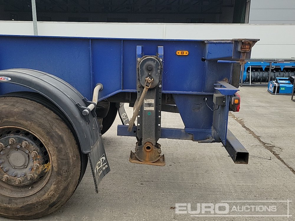 Plato poluprikolica Dennison Trailers 4 Axle 40' Skeleton Trailer, Front Lift Axle, Twist Locks: slika 32