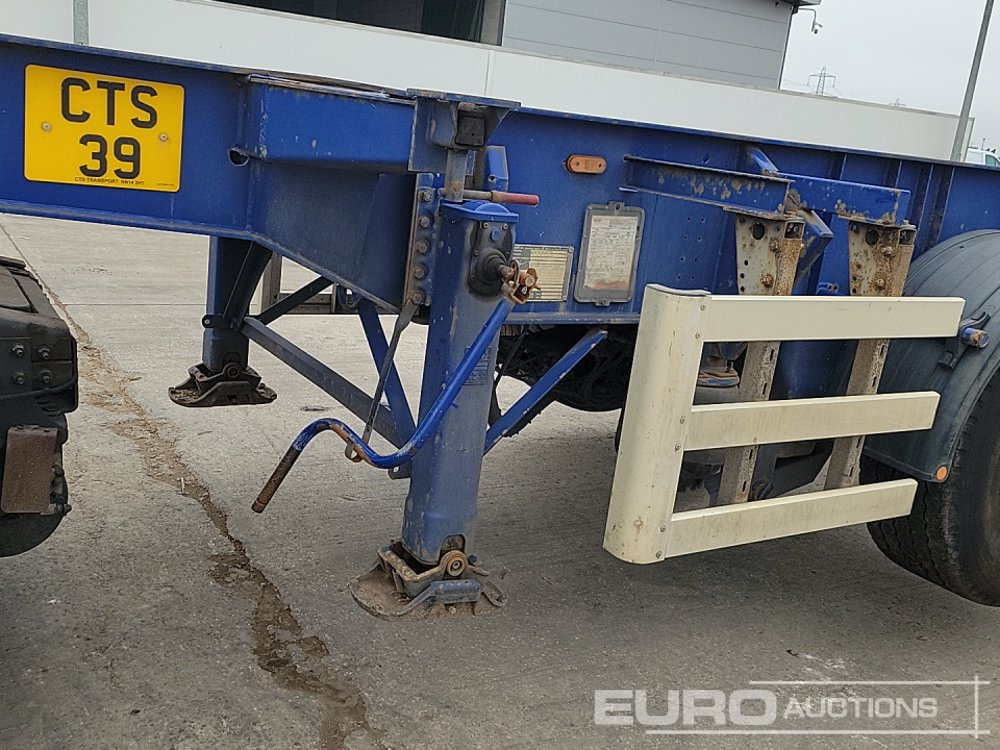 Plato poluprikolica Dennison Trailers 4 Axle 40' Skeleton Trailer, Front Lift Axle, Twist Locks: slika 41