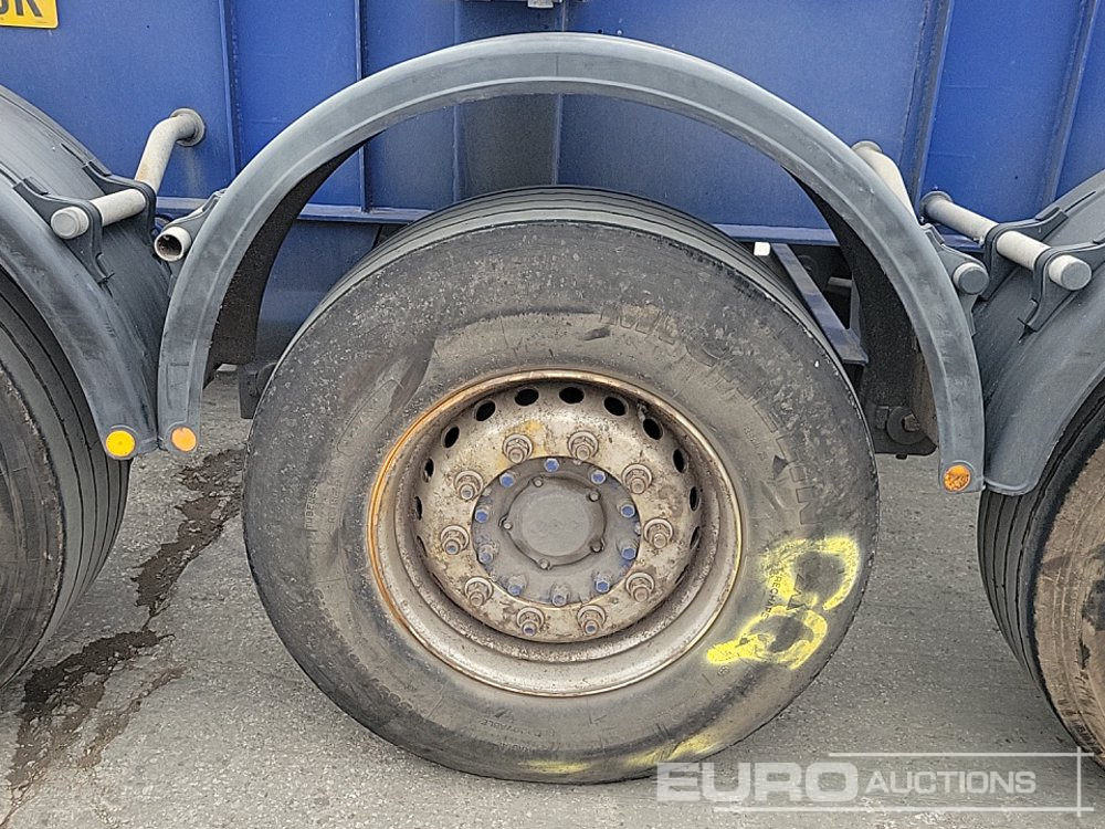 Plato poluprikolica Dennison Trailers 4 Axle 40' Skeleton Trailer, Front Lift Axle, Twist Locks: slika 11