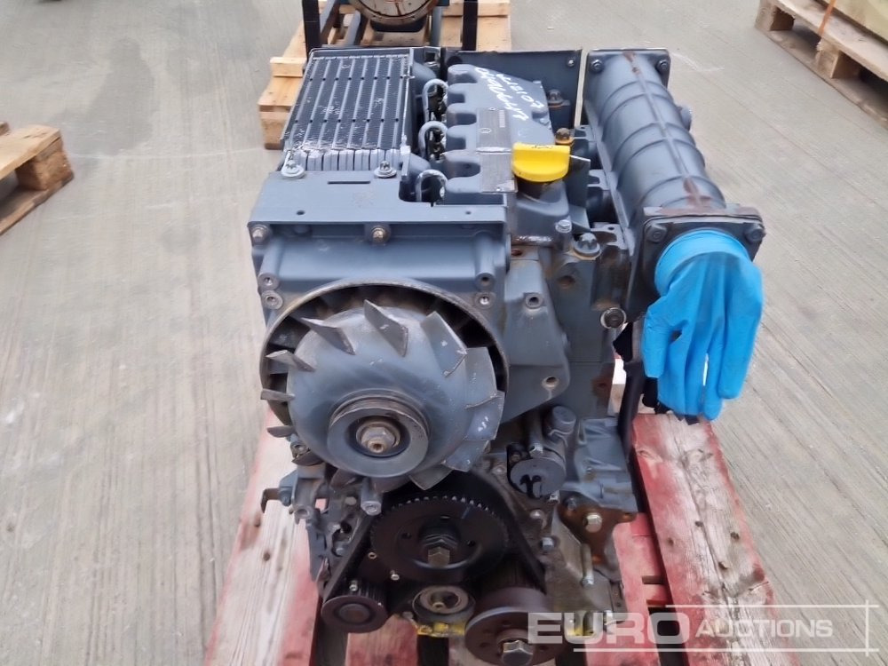 Motor Deutz 3 Cylinder Engine: slika 8