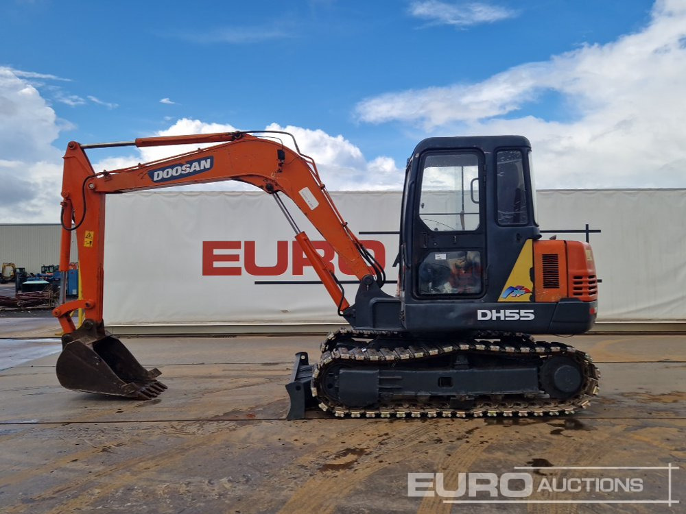 Doosan DH55-V - Mini bager: slika 2 Doosan DH55-V - Mini bager: slika 2