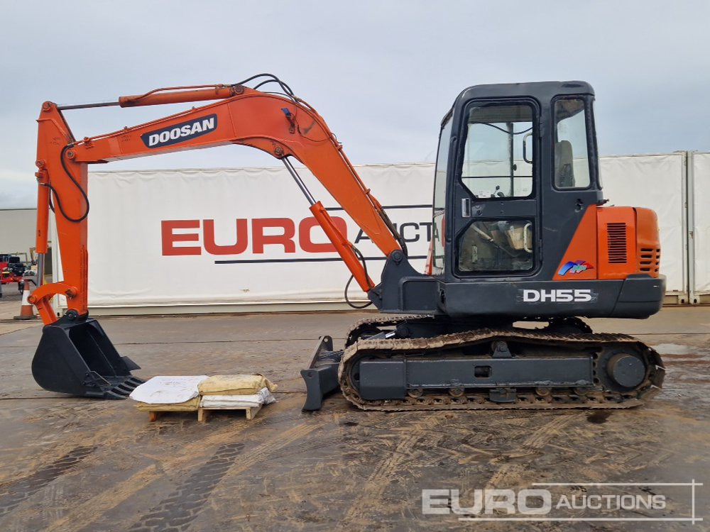 Doosan DH55-V - Mini bager: slika 2 Doosan DH55-V - Mini bager: slika 2