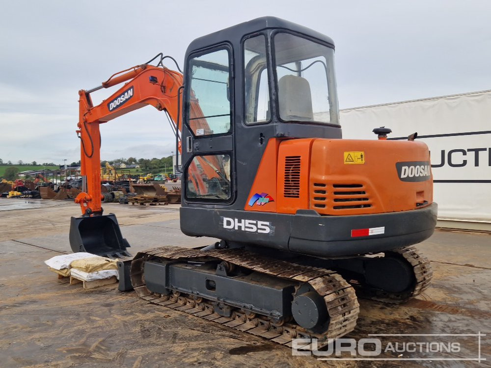 Doosan DH55-V - Mini bager: slika 3 Doosan DH55-V - Mini bager: slika 3