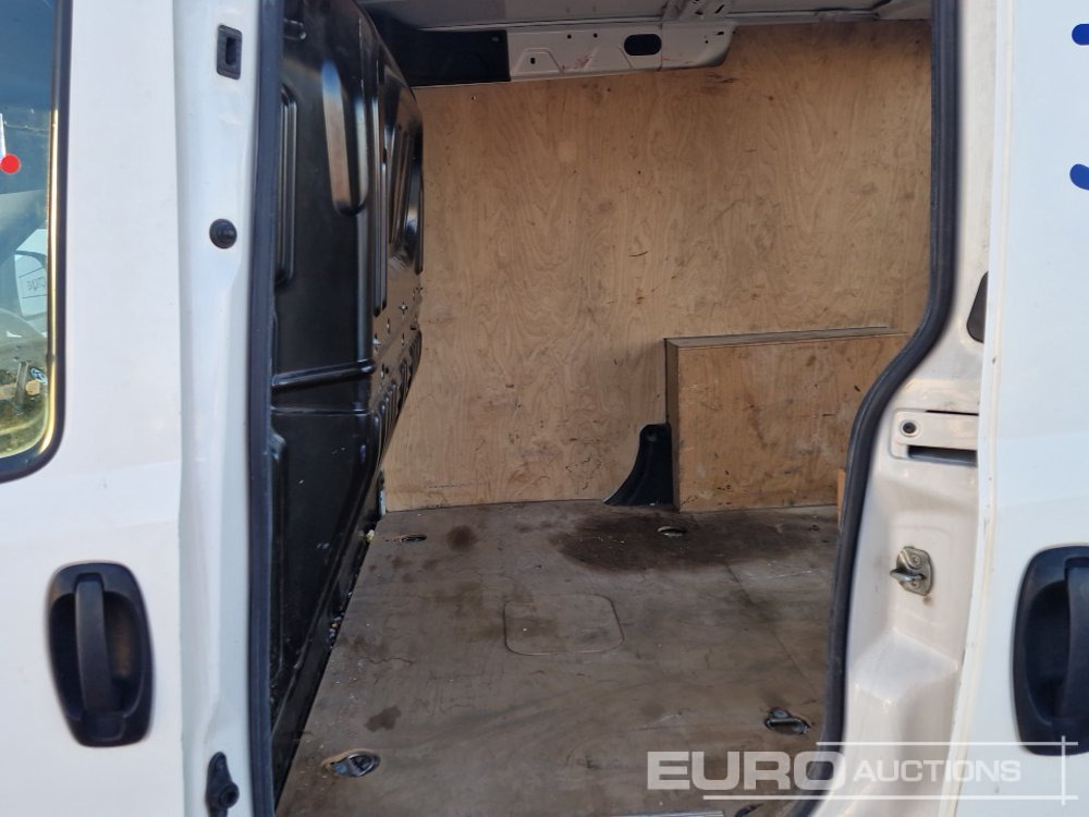 Dostavno vozilo 2017 Vauxhall Combo: slika 14 Dostavno vozilo 2017 Vauxhall Combo: slika 14