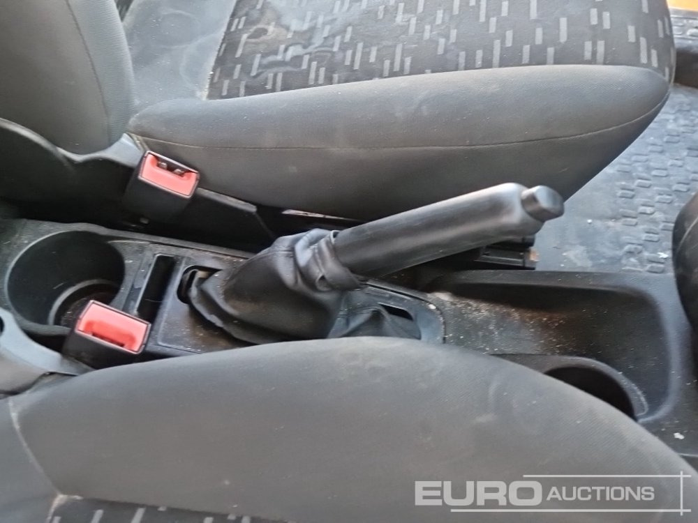 Dostavno vozilo 2017 Vauxhall Combo: slika 24 Dostavno vozilo 2017 Vauxhall Combo: slika 24