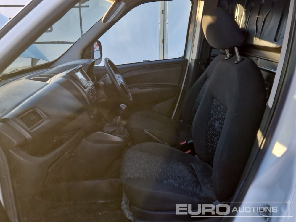 Dostavno vozilo 2017 Vauxhall Combo: slika 21 Dostavno vozilo 2017 Vauxhall Combo: slika 21