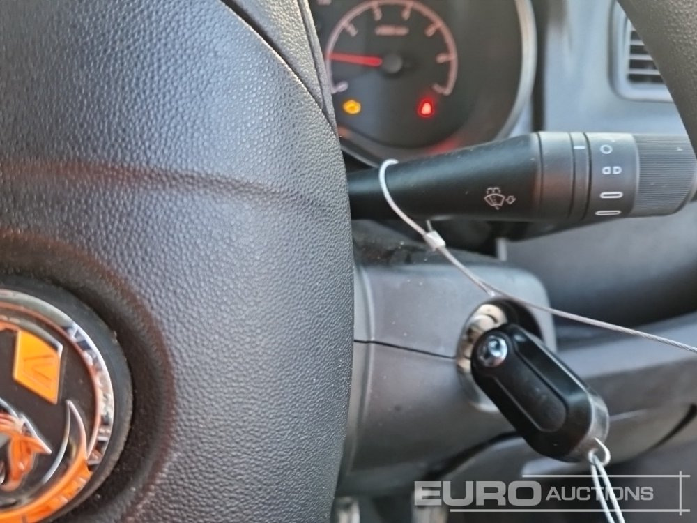 Dostavno vozilo 2017 Vauxhall Combo: slika 28 Dostavno vozilo 2017 Vauxhall Combo: slika 28