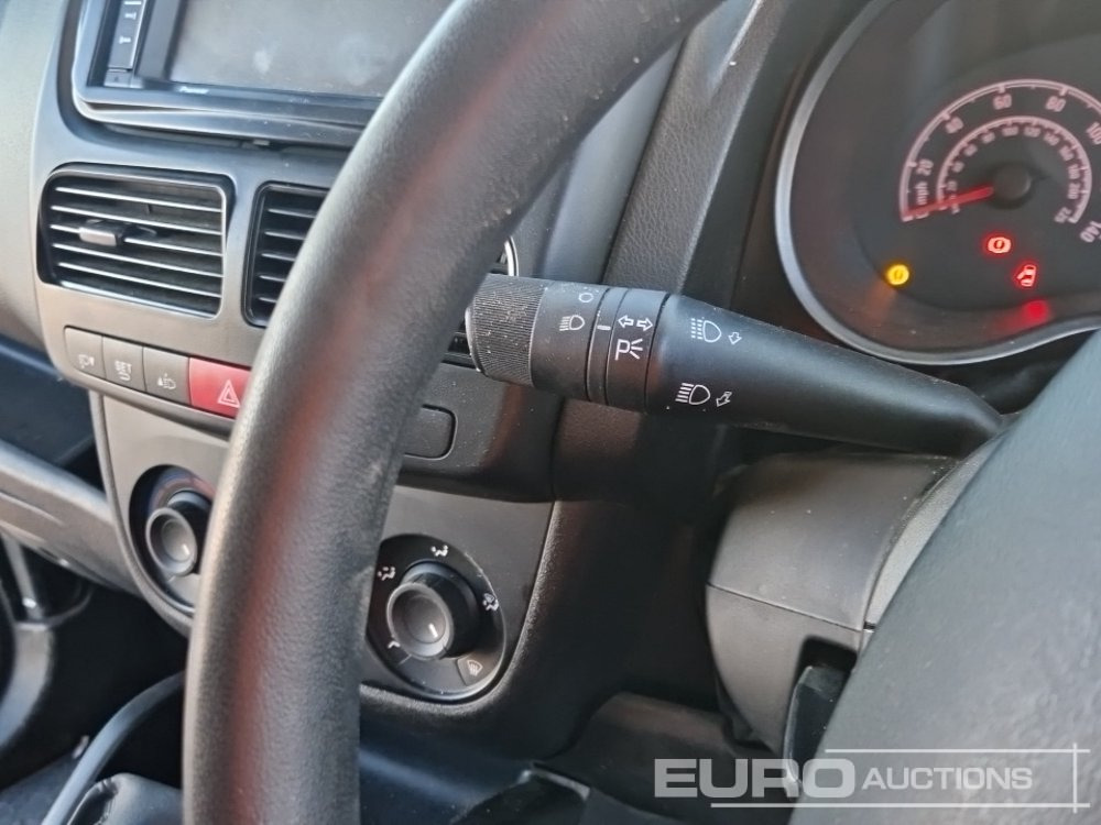 Dostavno vozilo 2017 Vauxhall Combo: slika 27 Dostavno vozilo 2017 Vauxhall Combo: slika 27