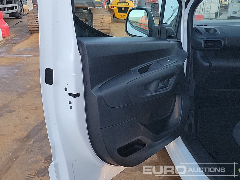 Dostavno vozilo 2020 Vauxhall Combo: slika 25 Dostavno vozilo 2020 Vauxhall Combo: slika 25
