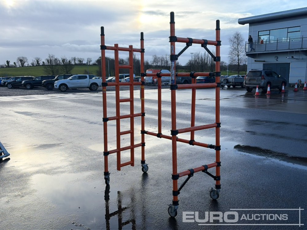 Fibreglass Podium Scaffolding - Građevinska oprema: slika 1 Fibreglass Podium Scaffolding - Građevinska oprema: slika 1