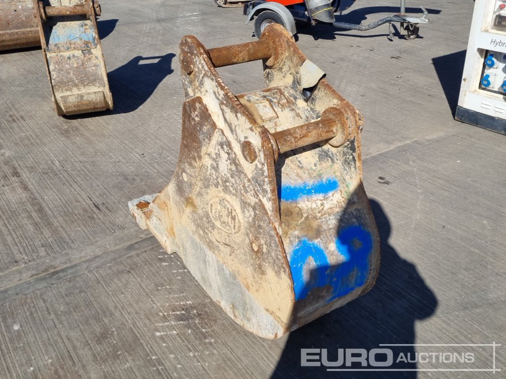 Geith 18" Digging Bucket 65mm Pin to suit 13 Ton Excavator - Kašika: slika 3 Geith 18" Digging Bucket 65mm Pin to suit 13 Ton Excavator - Kašika: slika 3