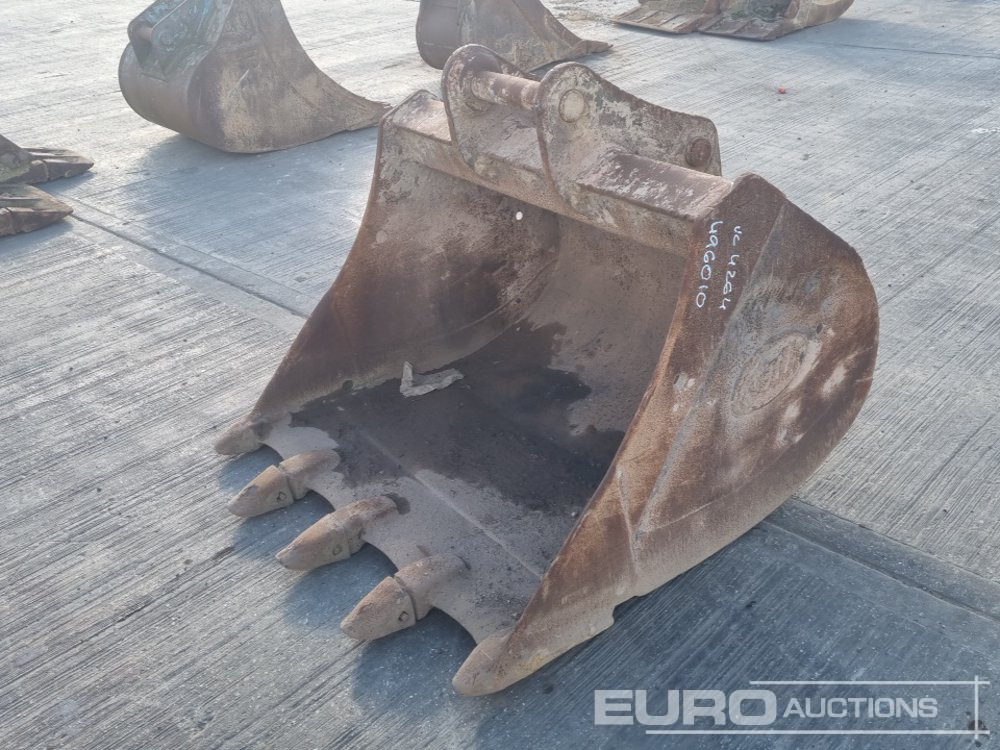 Geith 48" Digging Bucket 65mm Pin to suit 13 Ton Excavator - Kašika: slika 1 Geith 48" Digging Bucket 65mm Pin to suit 13 Ton Excavator - Kašika: slika 1
