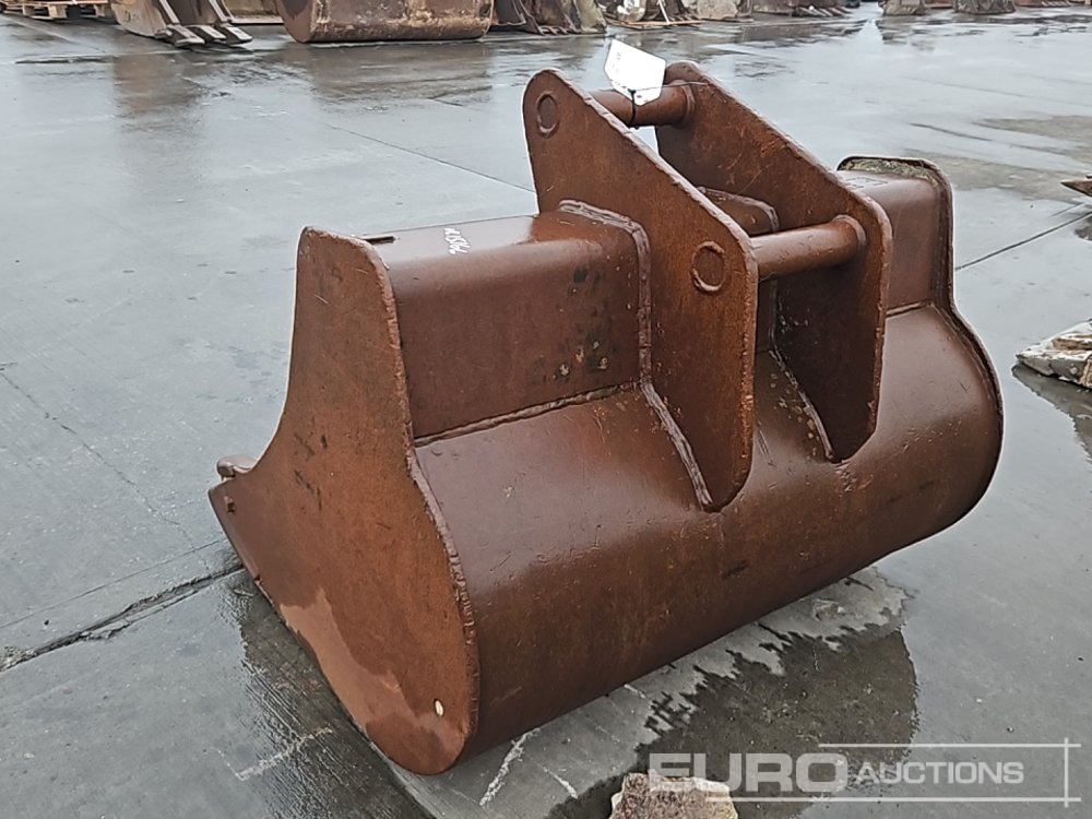 Geith 48" Digging Bucket 65mm Pin to suit 13 Ton Excavator - Kašika: slika 3 Geith 48" Digging Bucket 65mm Pin to suit 13 Ton Excavator - Kašika: slika 3