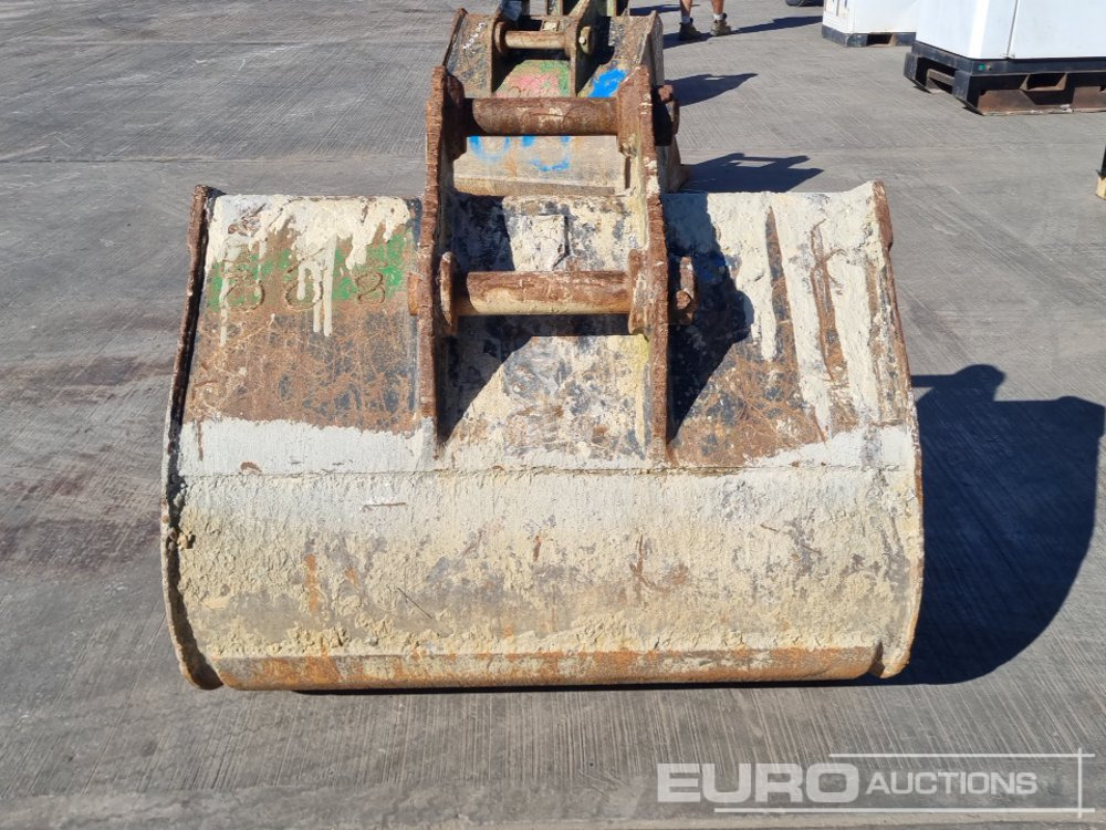 Geith 48" Digging Bucket 65mm Pin to suit 13 Ton Excavator - Kašika: slika 4 Geith 48" Digging Bucket 65mm Pin to suit 13 Ton Excavator - Kašika: slika 4