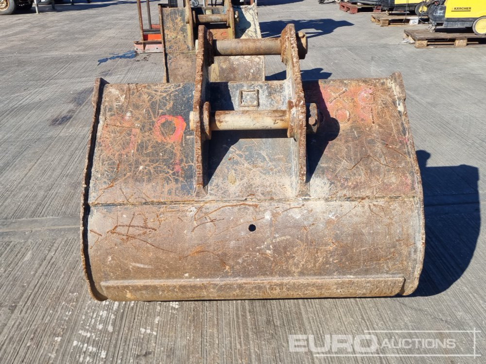 Geith 48" Digging Bucket 65mm Pin to suit 13 Ton Excavator - Kašika: slika 4 Geith 48" Digging Bucket 65mm Pin to suit 13 Ton Excavator - Kašika: slika 4